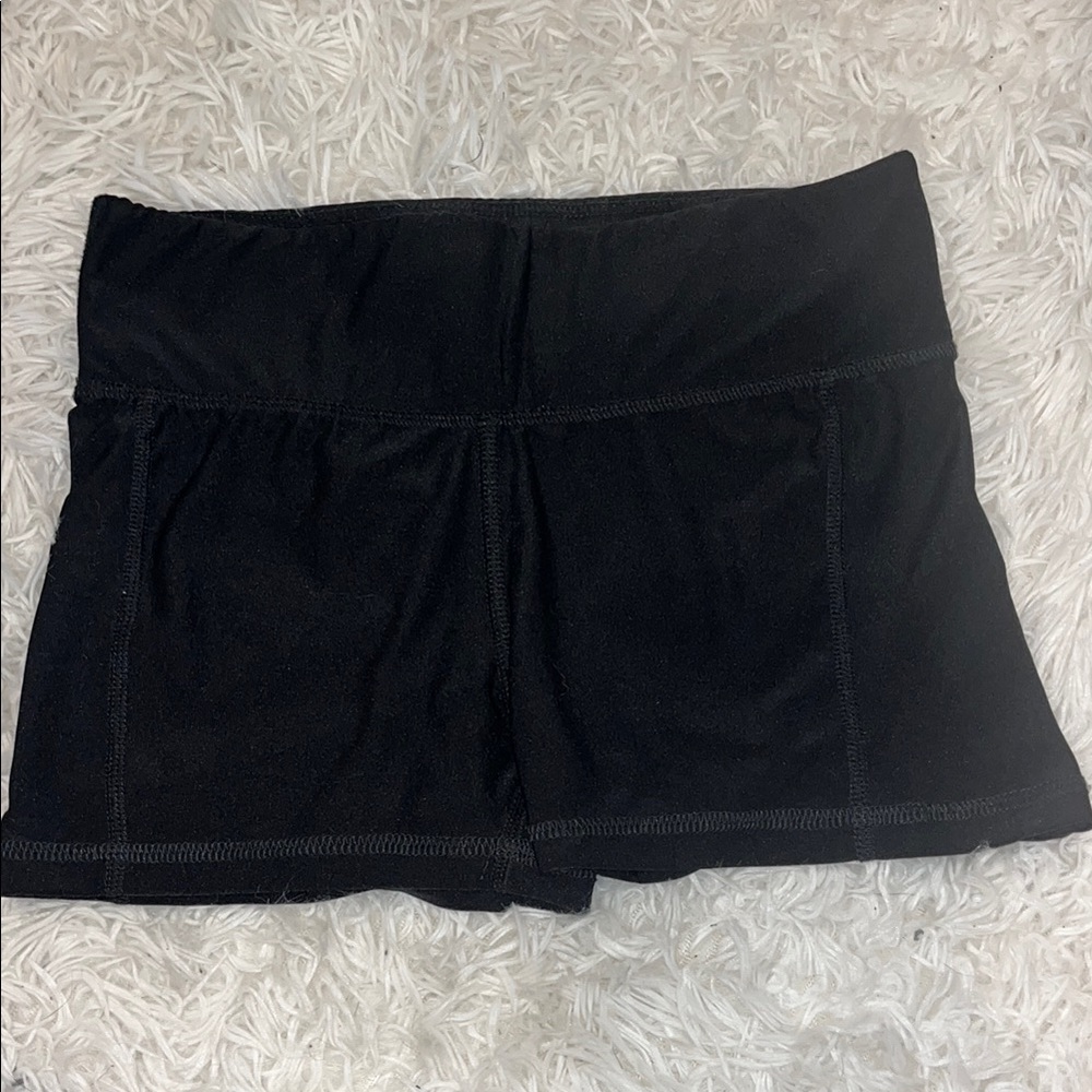 Black Athletic Shorts with Wide Waistband and Cuffed Hem